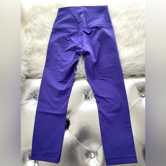 LULULEMON INSTILL HIGH-RISE 21” - Picture 3 of 11